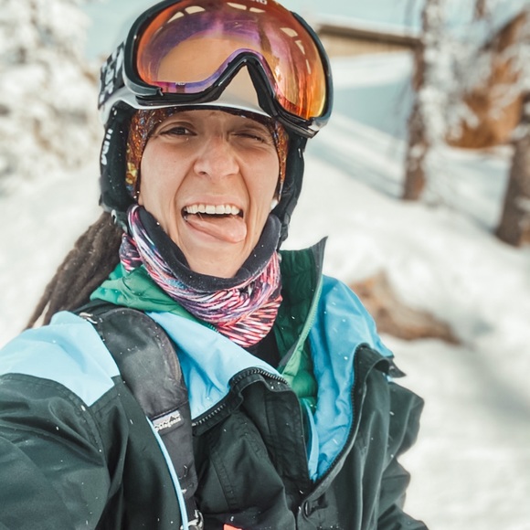 meet your posher: maddi - Picture 6 of 8